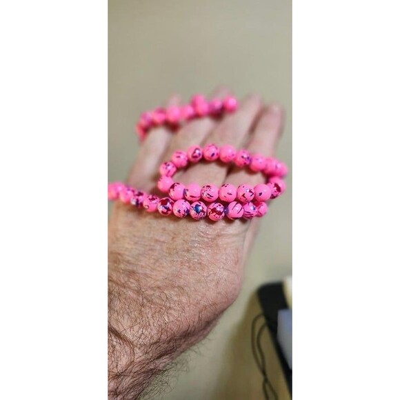 30 Inch Strand of 10mm Hot Pink Hand Painted Beads - Picture 7 of 7